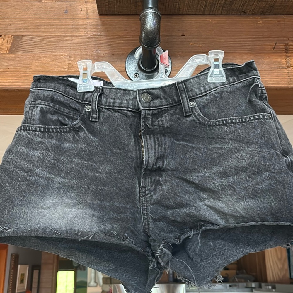 Gap beach short low rise
